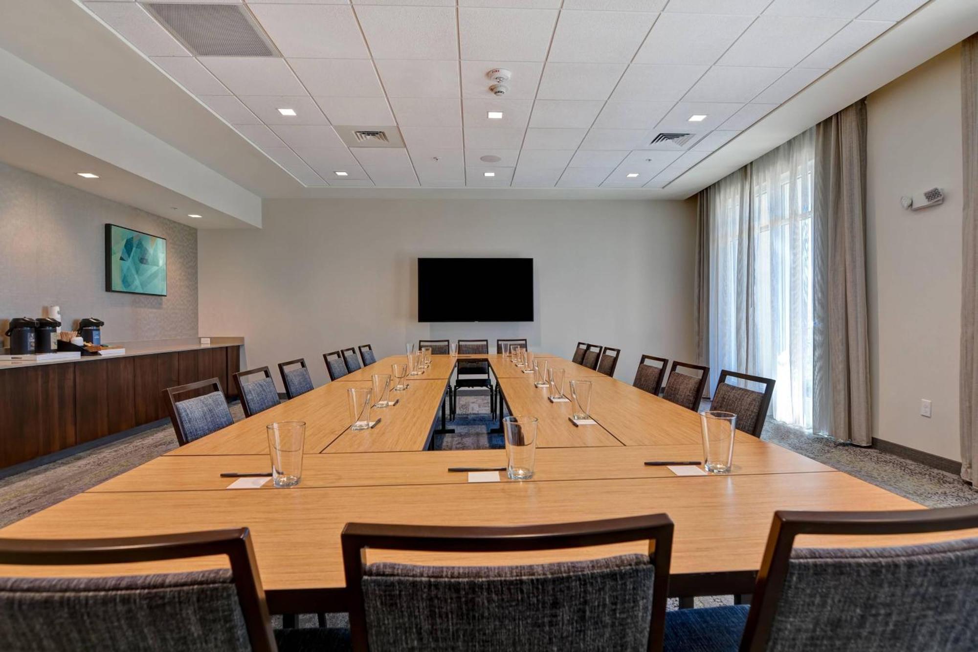 Courtyard By Marriott Jackson Madison Hotel Buitenkant foto