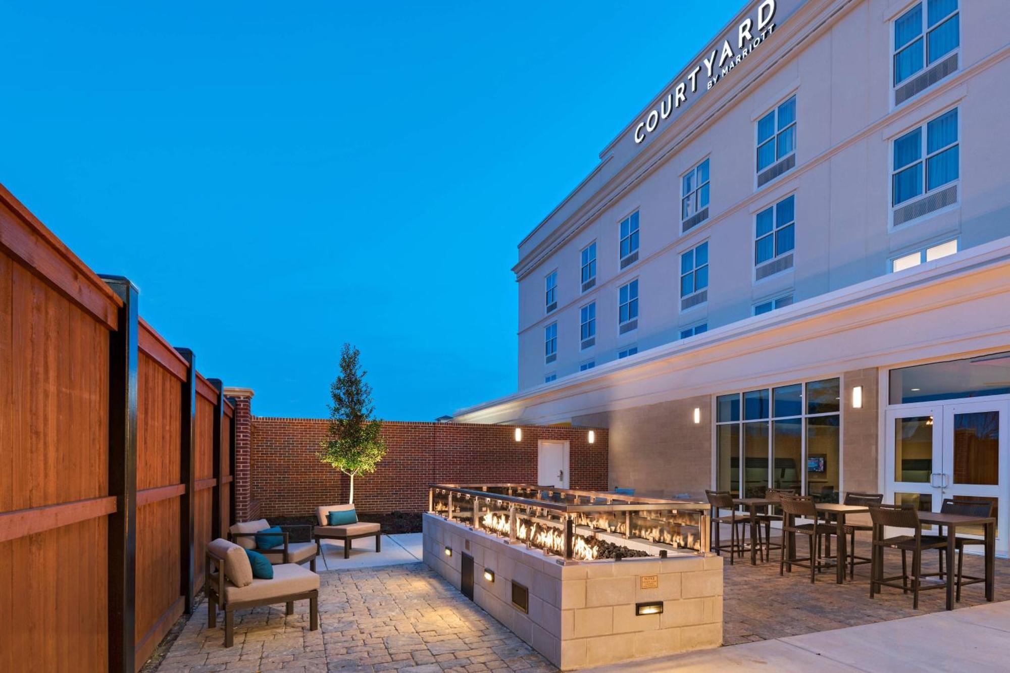 Courtyard By Marriott Jackson Madison Hotel Buitenkant foto
